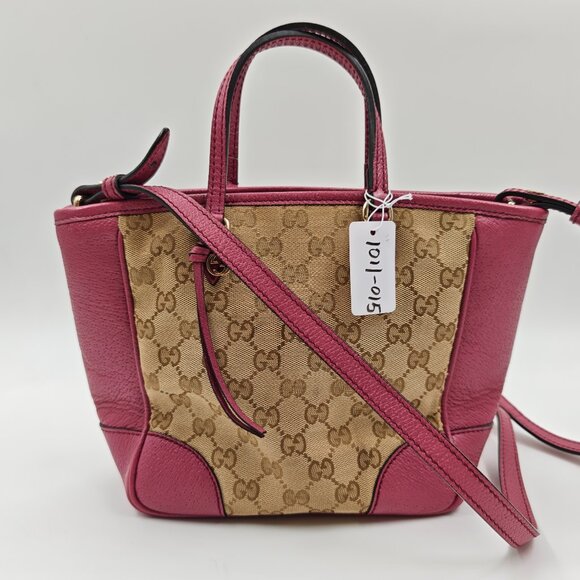 Gucci Handbags - Gucci Bree leather crossbody bag in very good condition